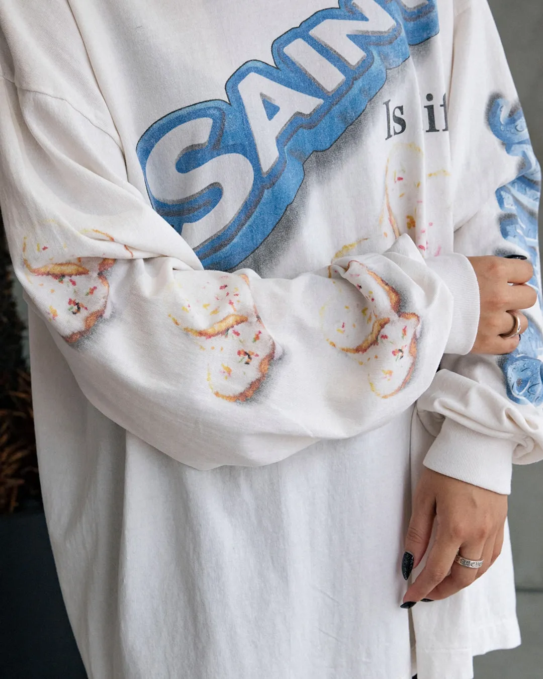 SAINT Mxxxxxx HEART COOKIES L/S TEE/WHT Love Oreo printed long sleeves Off-white S-XL Customized co-branded main mark/wash mark Correct version Ready-made garments washed and distressed VINTAGE feeling Top-notch printing technology Perfect restoration